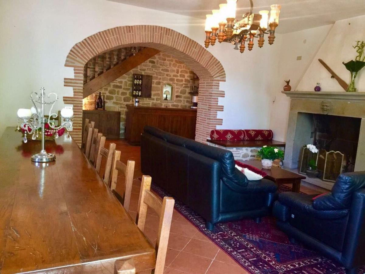Danya Country Villa ซานเซโปลโกร ภายนอก รูปภาพ